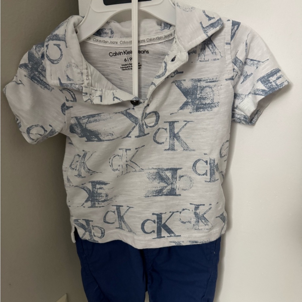 Calvin Klein baby Boy 2-Piece Polo & Shorts Set Size 6 Months